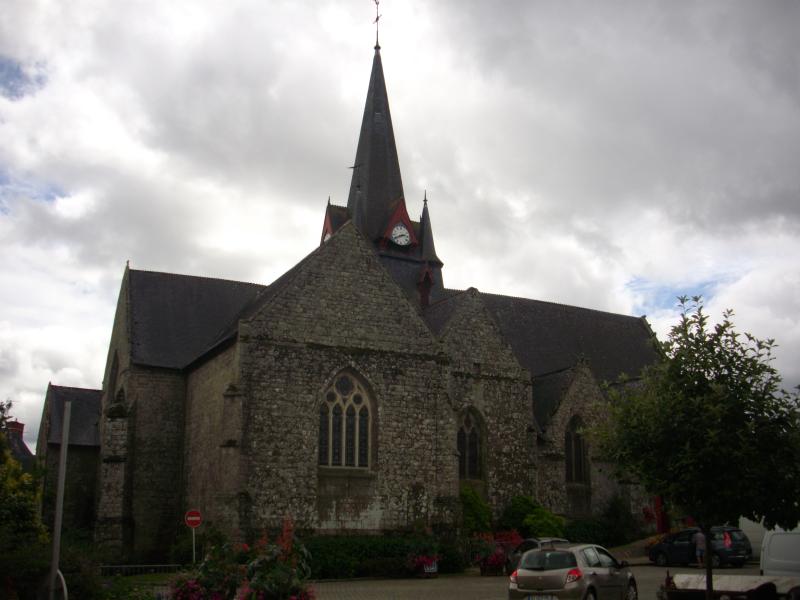 Église Saint-Pierre, Sérent