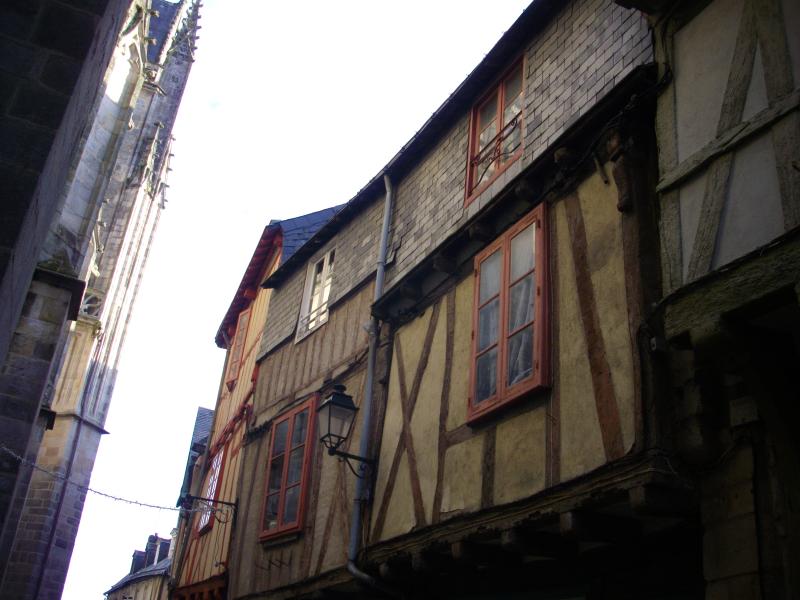 Maisons, Vannes