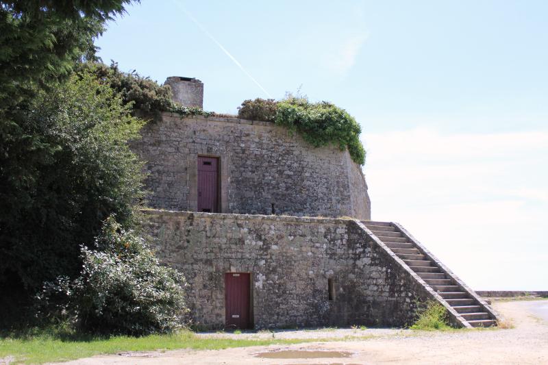 Fortifications de la ville : Bastion 17 dit Le Papegaut, Port-Louis