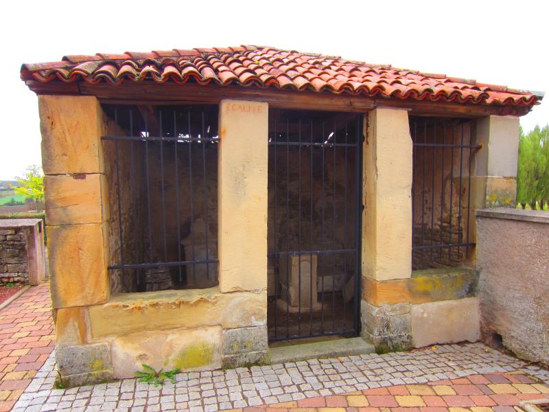 Ossuaire (ancien), Faulquemont