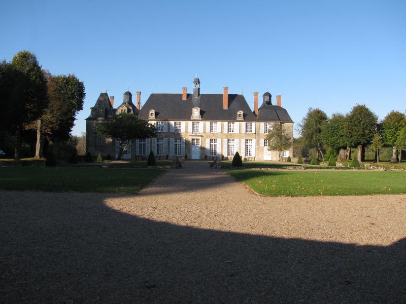 Château d'Apremont, Arthel