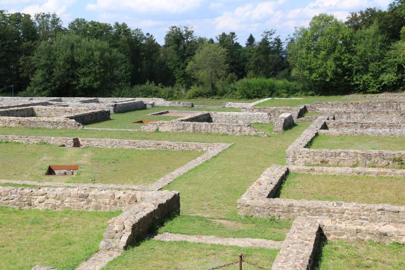 Oppidum du Mont-Beuvray, également dénommé oppidum de Bibracte (également sur commune de Saint-Léger-sous-Beuvray, dans la Saône-et-Loire), Glux-en-Glenne
