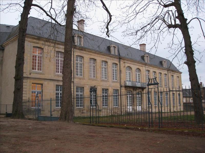 Ancien lycée Mirangron, Nevers