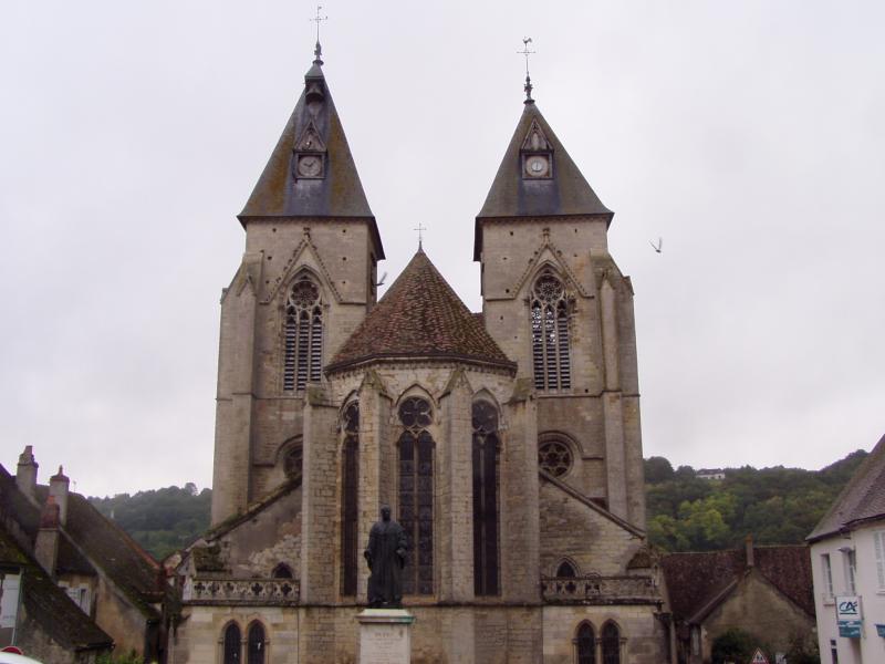 Église Saint-Pierre, Varzy