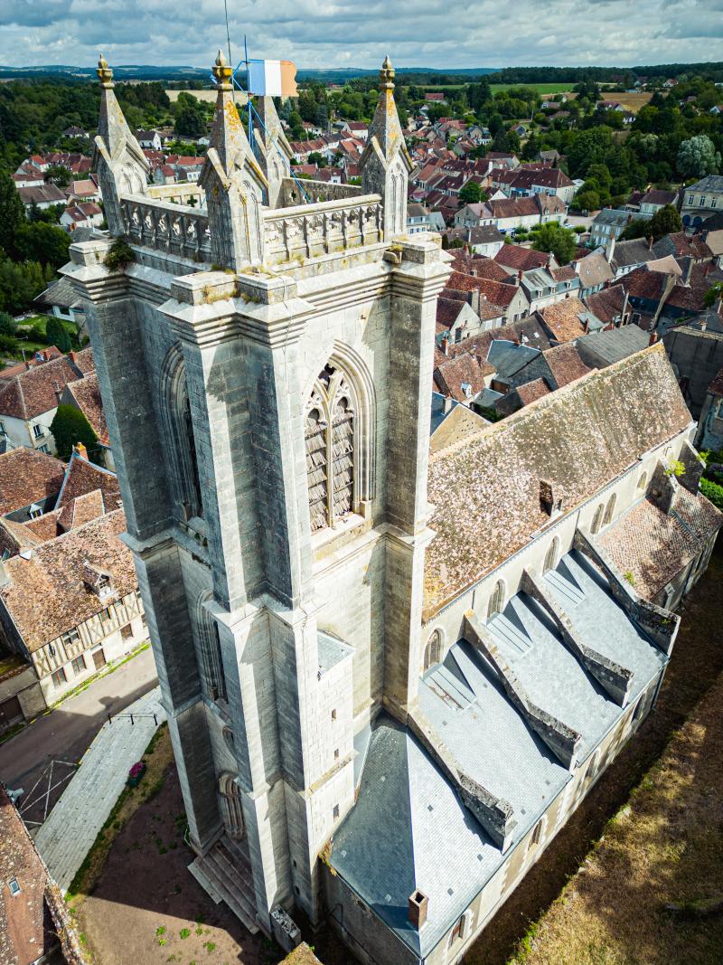 Eglise Saint-Caradeuc, Donzy