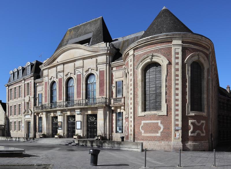 Ancien hôpital Saint-Julien, théâtre puis école de musique, Cambrai