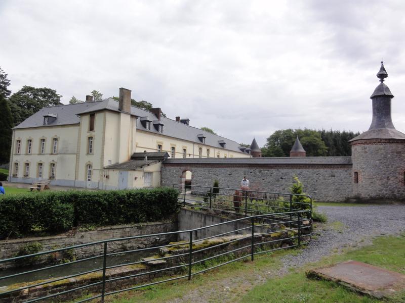 Château de Pont-de-Sains, Féron