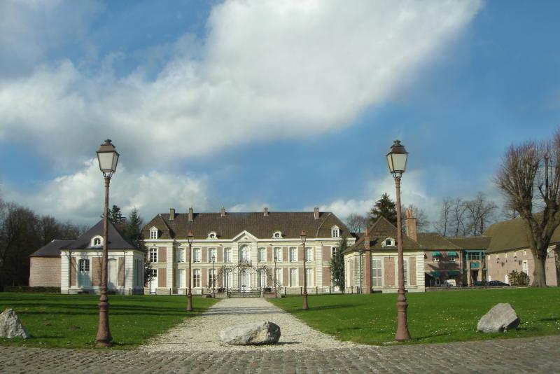 Château de Bernicourt et sa ferme, Roost-Warendin