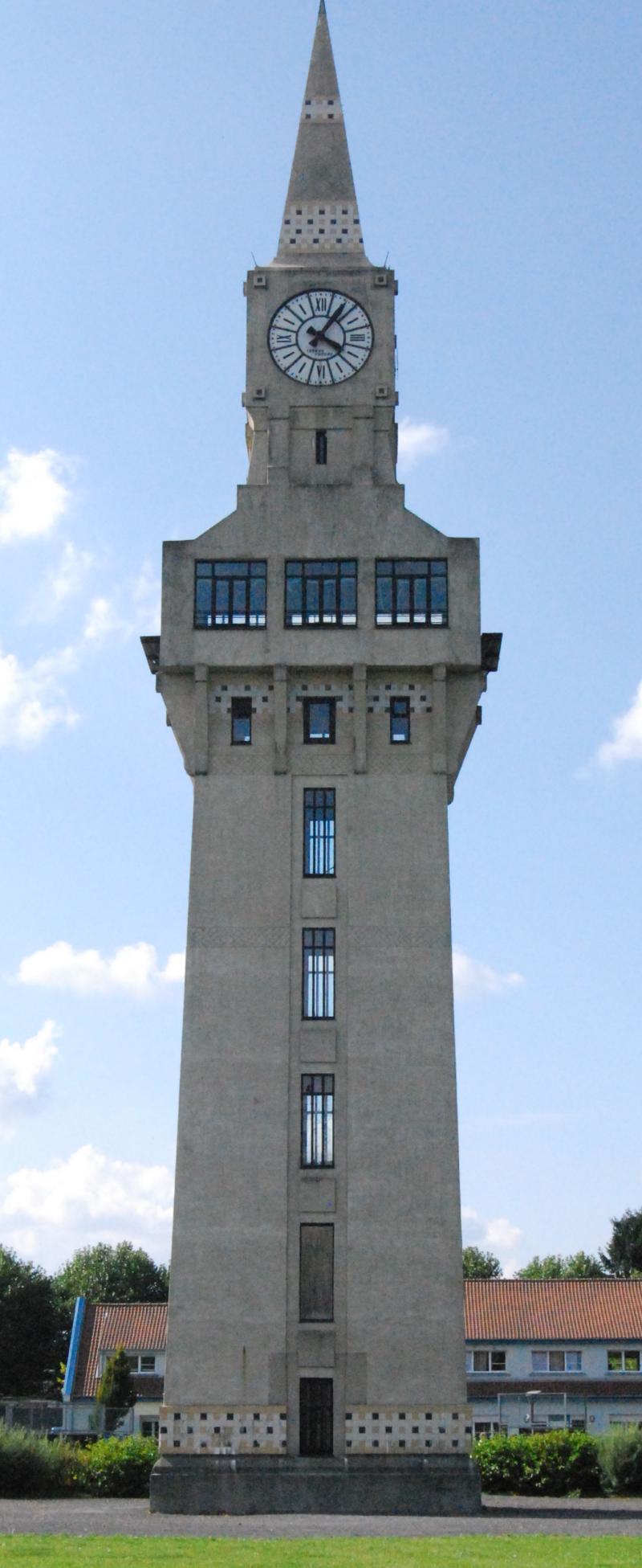 poste d'aiguillage : tour florentine, Leval