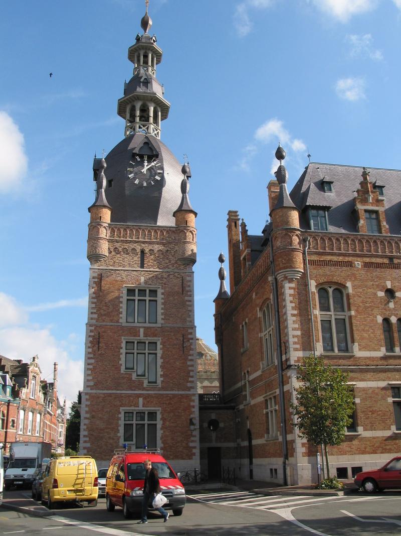 Hôtel de ville, Comines