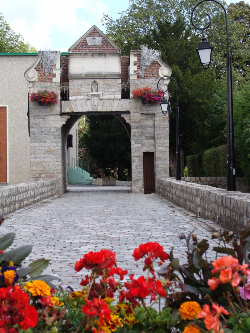 Ancien château des comtes de Lallaing, Lallaing