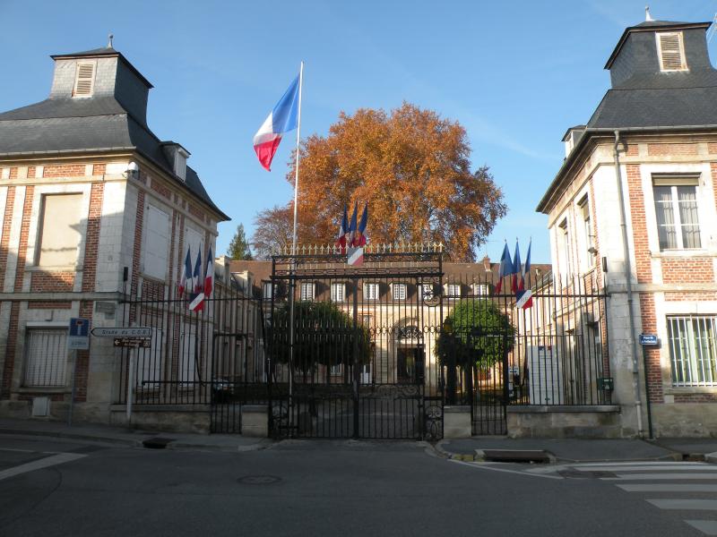 Ancienne abbaye Saint-Quentin, Beauvais