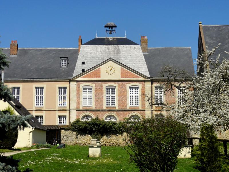 Château de Bresles, ancienne résidence des évêques de Beauvais, Bresles