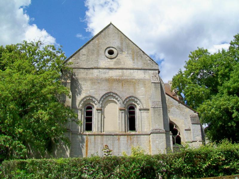 Ancien prieuré Saint-Christophe, Fleurines