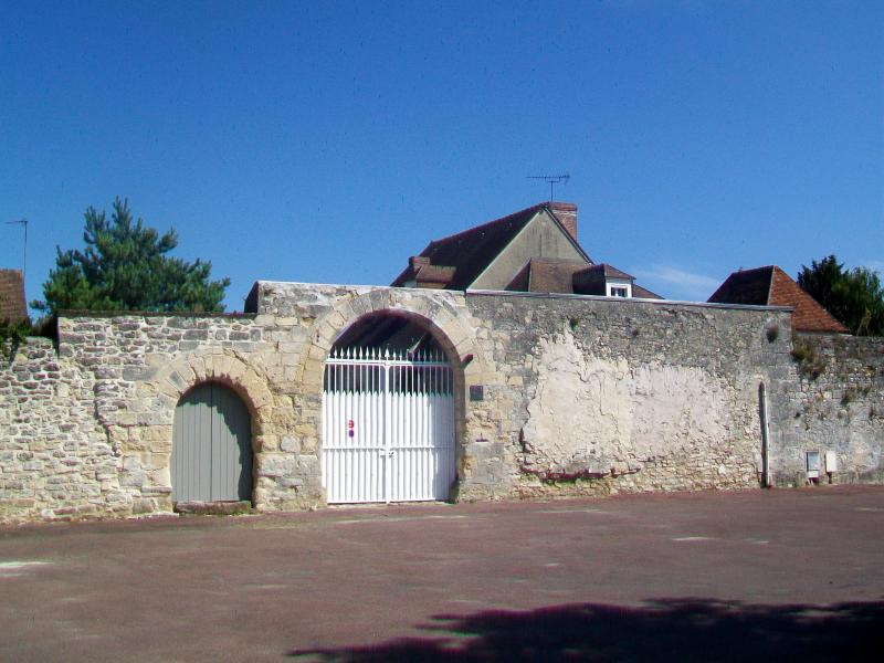 Ferme, à gauche en regardant l'église, Néry