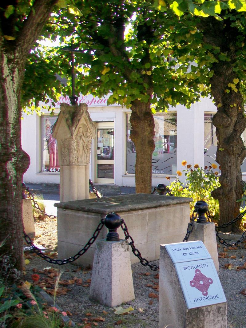 Croix des Vierges