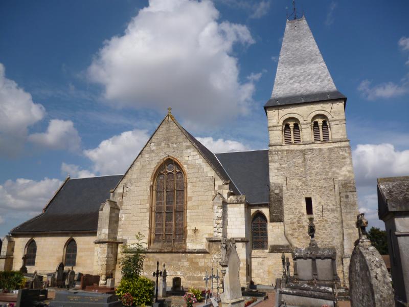 Eglise et cimetière qui l'entoure, Pronleroy