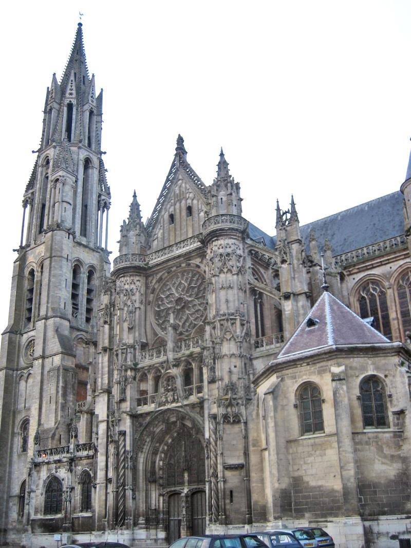 Ancienne cathédrale et son chapître