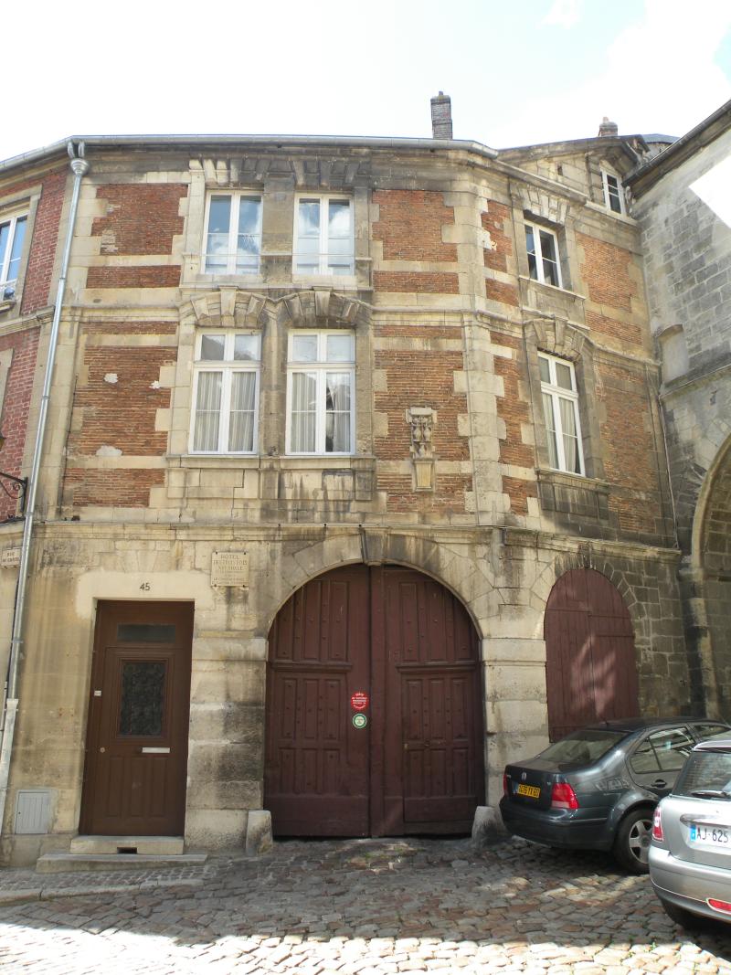 Hôtel des Trois-Pots, Senlis