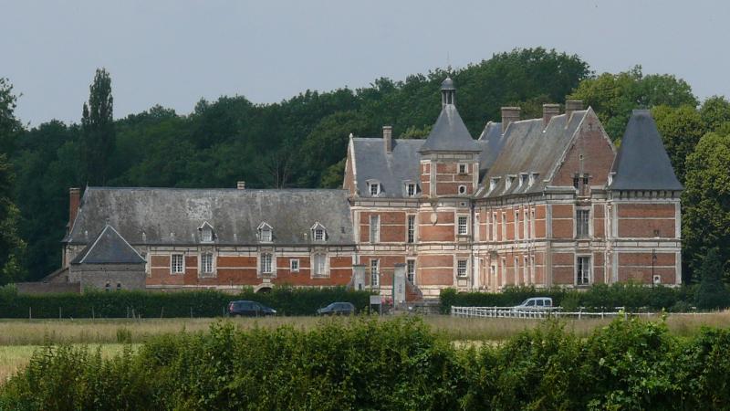 Château, Troissereux