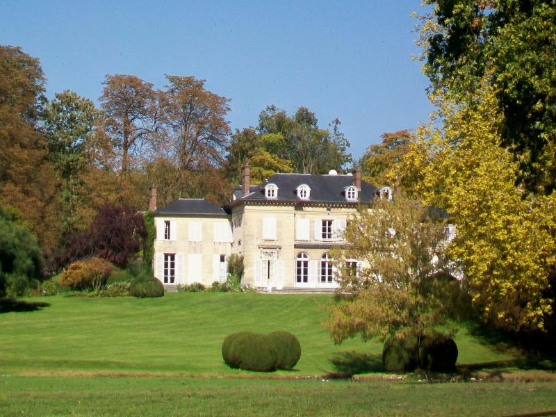 Château Saint-Firmin et annexes