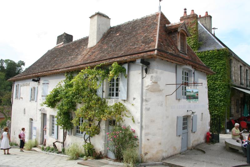 Ancienne auberge de Moisy