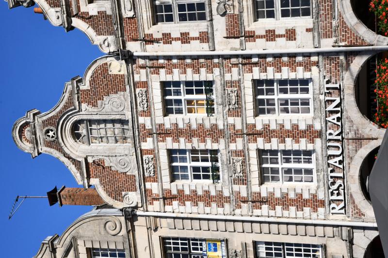 Immeuble, Arras