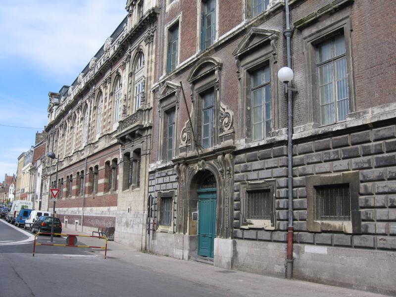Ancien collège des Jésuites Wallons, actuellement lycée Alexandre-Ribot, Saint-Omer