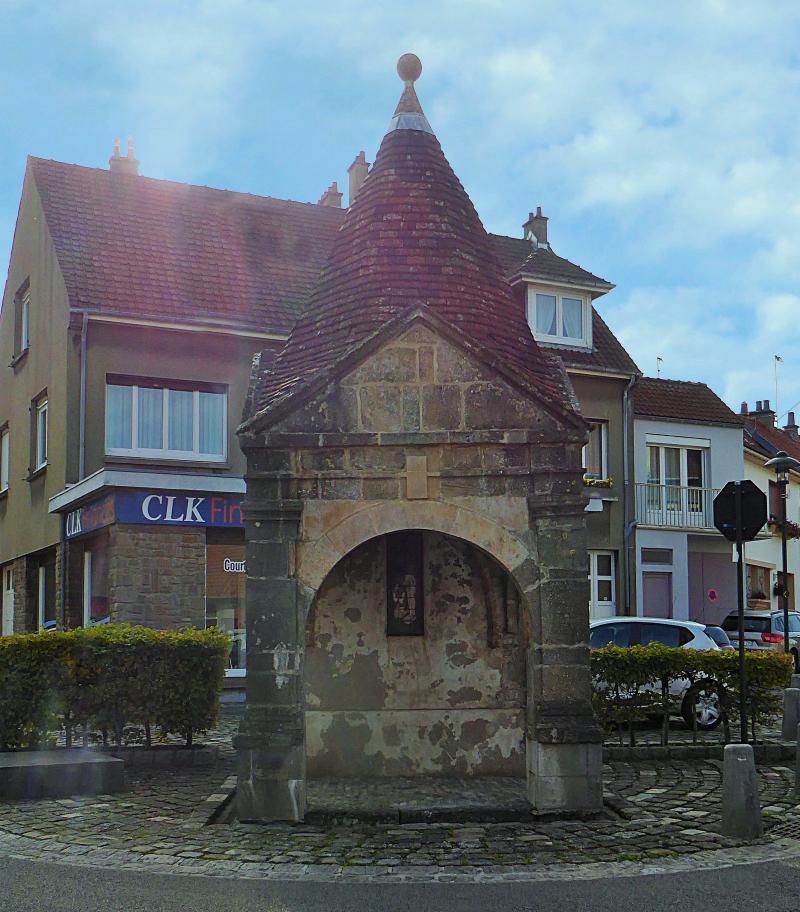 Ancienne fontaine, Wimille