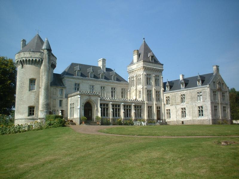 Château de Villers-Châtel, Villers-Châtel