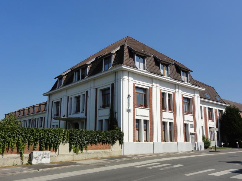 Anciens grands bureaux et ateliers centraux de la compagnie des mines de Vicoigne-Noeux-Drocourt, Nœux-les-Mines