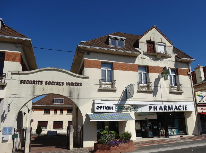 Ancienne pharmacie centrale de la Compagnie des Mines de Vicoigne-Noeux-Drocourt, Nœux-les-Mines