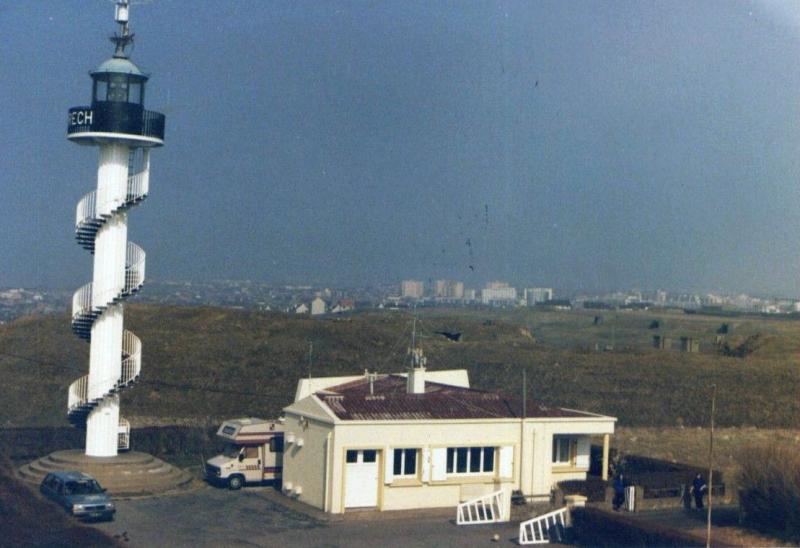 Phare de la pointe d'Alprech, situé au bout de la rue du Cap, Le Portel