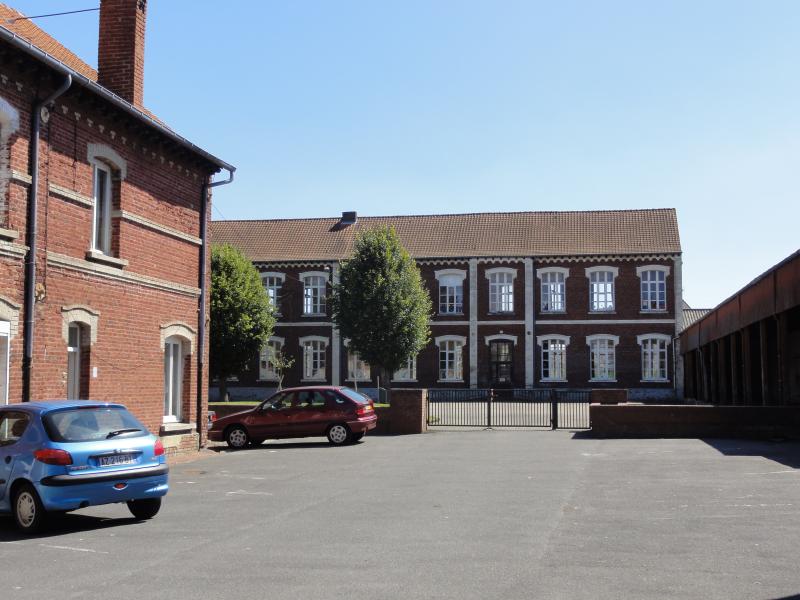 École Jules Elby, Houdain
