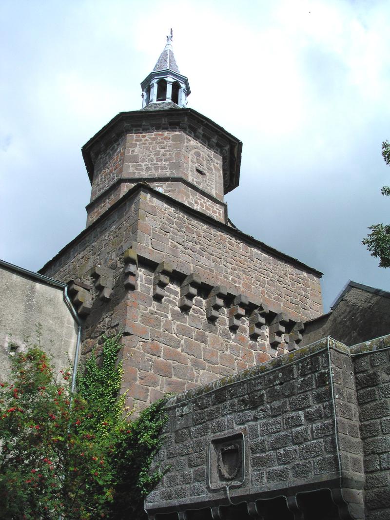 Beffroi, Besse-et-Saint-Anastaise
