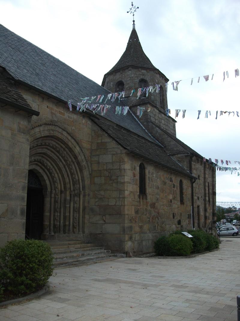 Eglise Saint-Fargheon, Bourg-Lastic