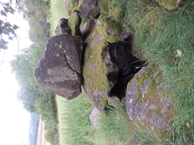Dolmen de Loubaresse, Le Broc