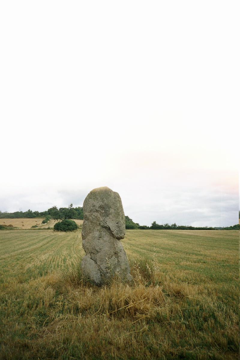 Menhir dit Pierre Fichade, Champeix
