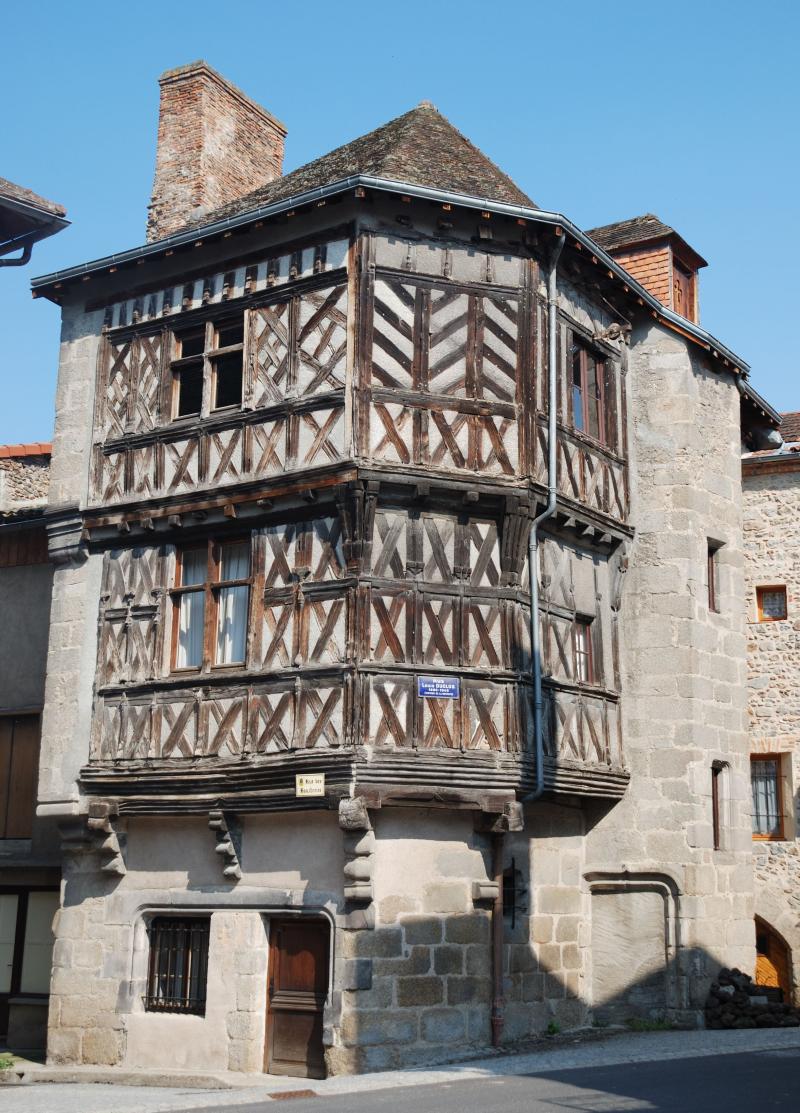 Maison Sergentale, Châteldon