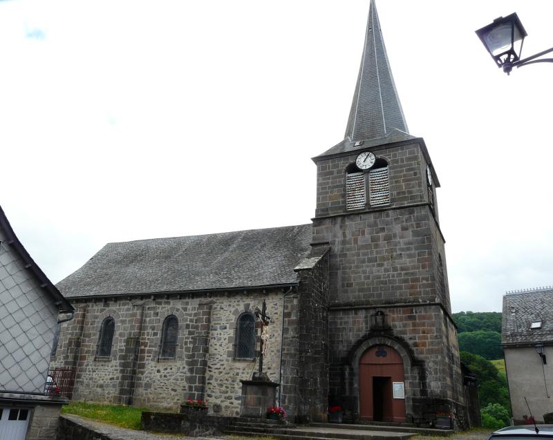 Eglise Saint-Austremoine, Égliseneuve-d'Entraigues