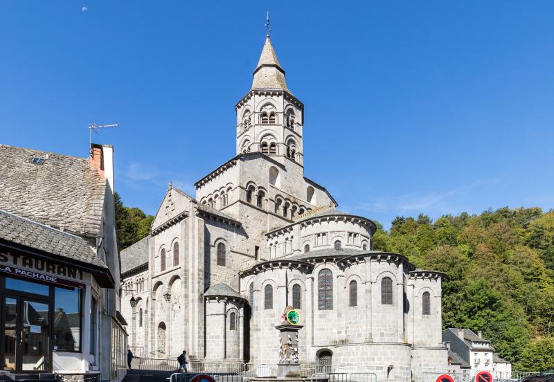 Eglise Notre-Dame-des-Fers, Orcival