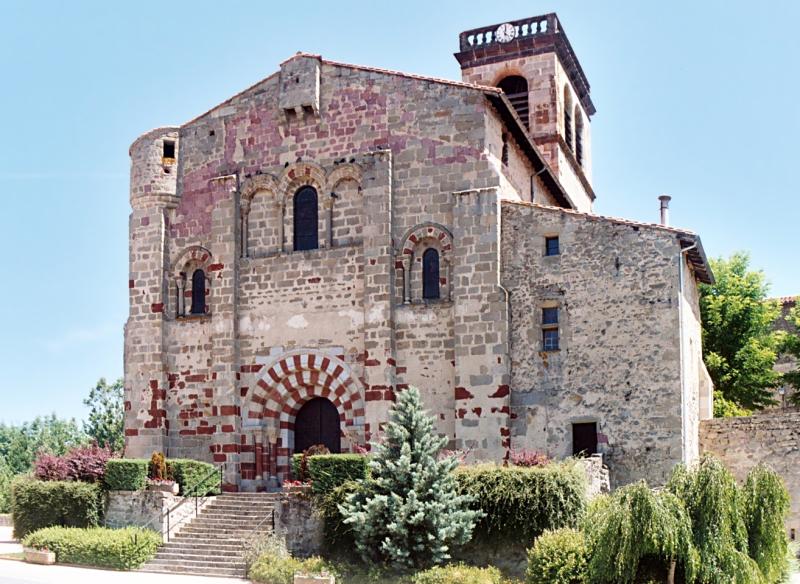 Eglise Saint-Didier et ancien prieuré, Saint-Dier-d'Auvergne