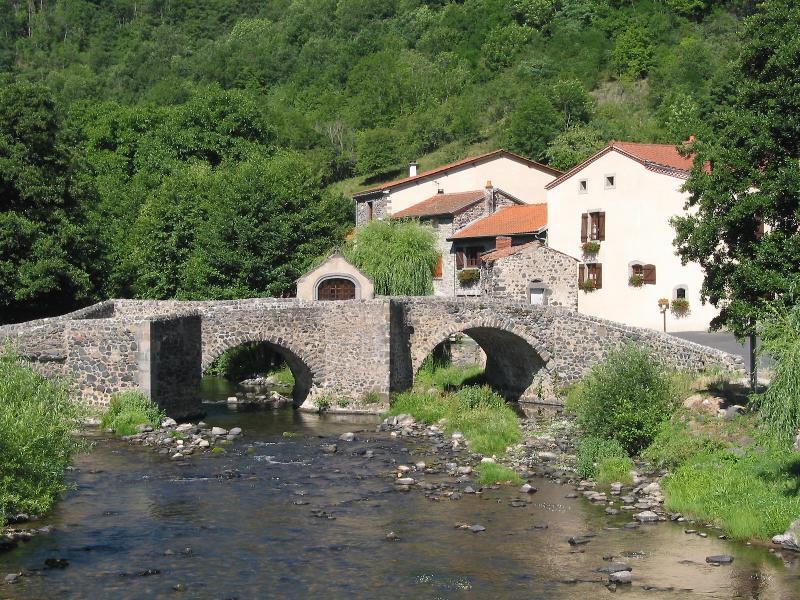 Pont du 15e siècle, Saurier