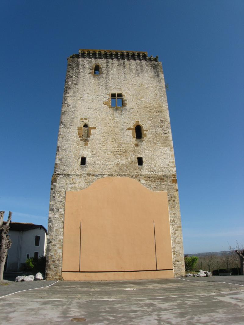 Tour, Labastide-Villefranche