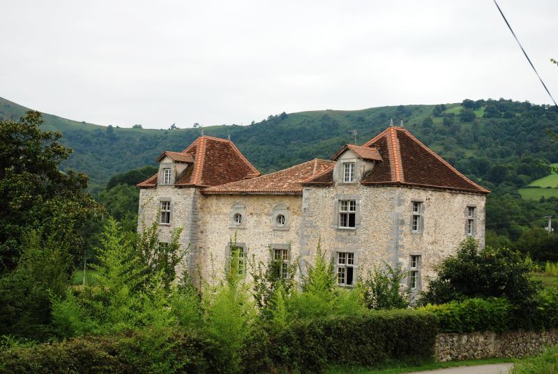 Château d'Olce, Iholdy
