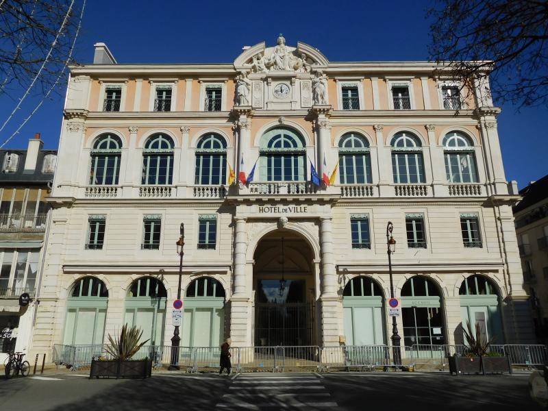 mairie-théâtre, Pau