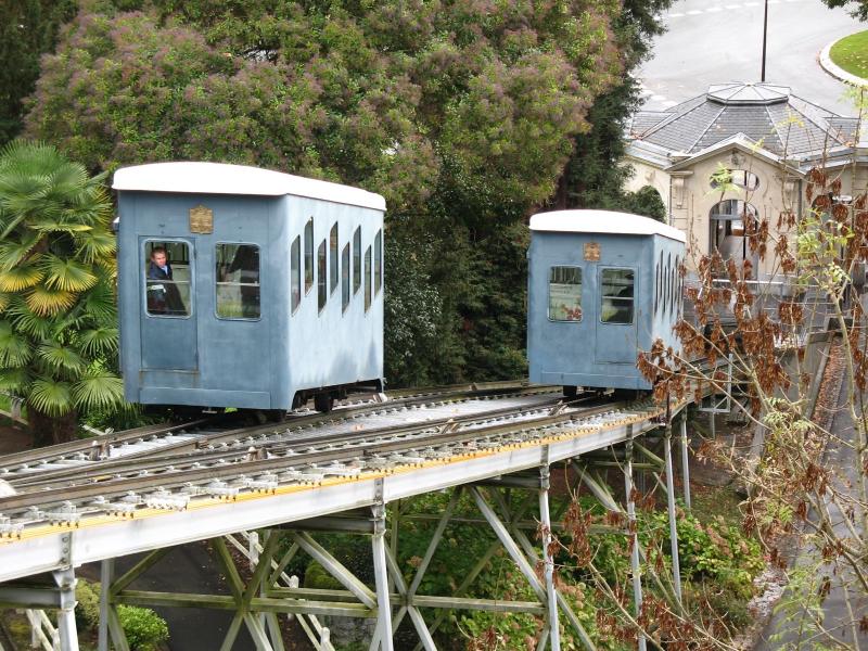 Pavillon des Arts et funiculaire, Pau
