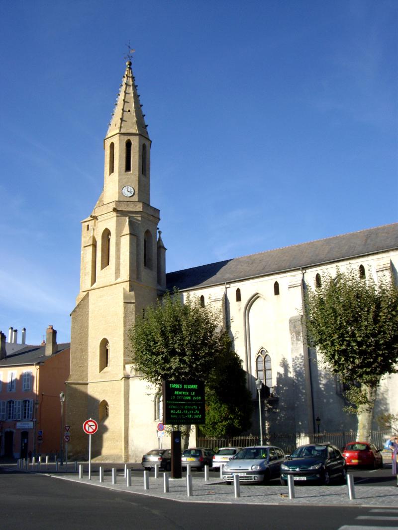 Eglise Sainte-Thérèse ou des Carmes, Tarbes