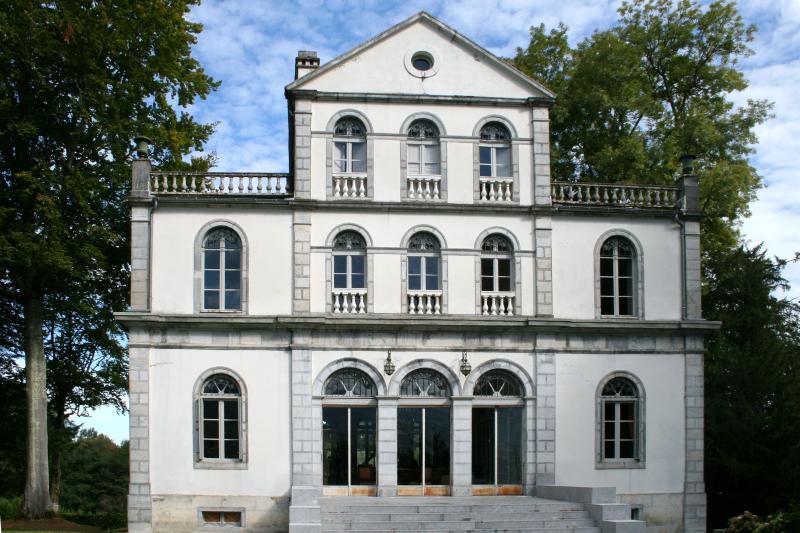 Château de l'Angle, Pouzac