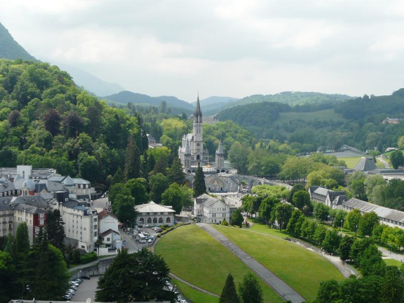 Domaine du sanctuaire de Lourdes, Lourdes